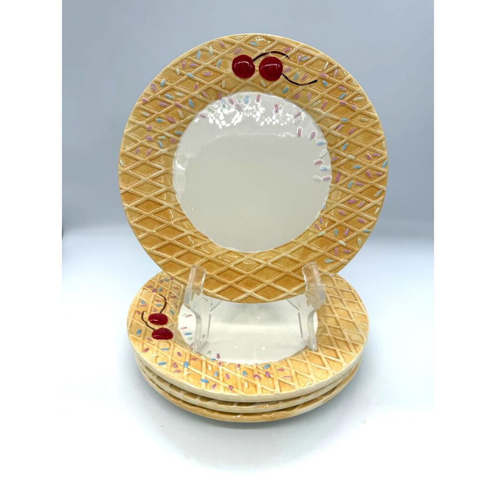 Oneida Waffle Cone "We All Scream for Ice Cream" Set of 4 Dessert Plates 8"